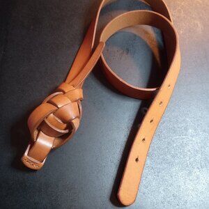 Nice, unique leather belt.  41" long.  1" wide. Tawny brown.